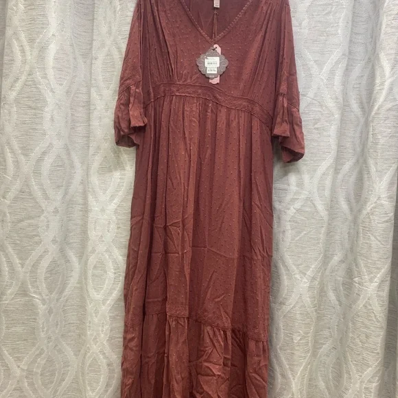 Knox Rose Rose Midi Dress - Picture 1 of 8